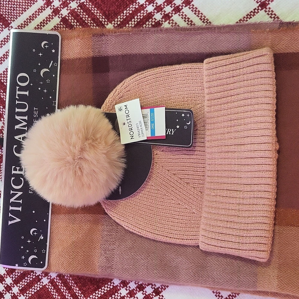 Vince Camuto hat and scarf set - Picture 2 of 6